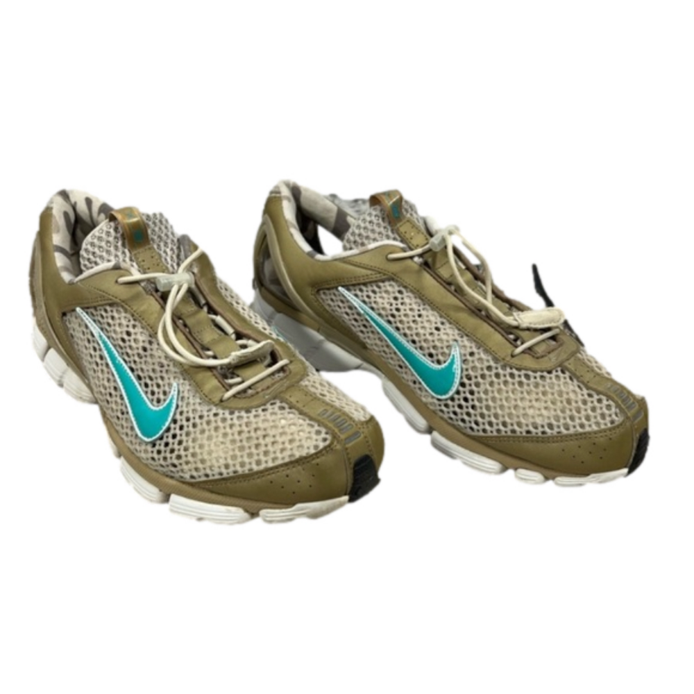 Nike Women's ZoomAir Size 8 with Dynamic Heel Fit
